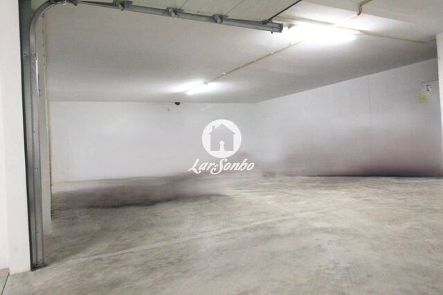 Garagem - Manhente, Barcelos, Braga - Imagem grande