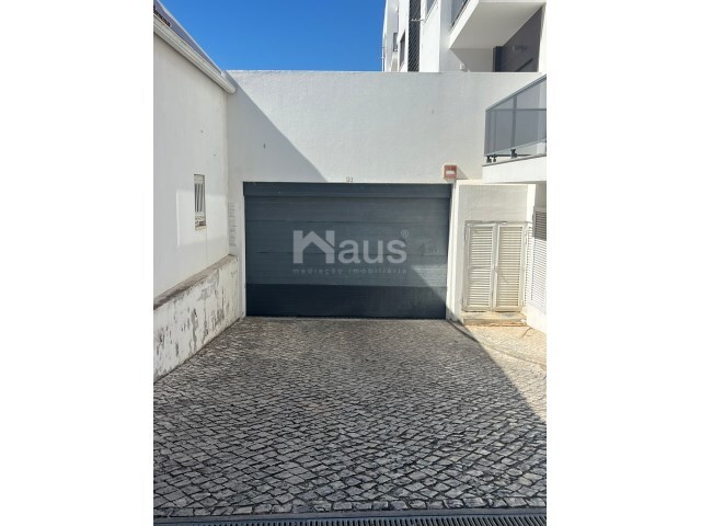 Garagem - Alcochete, Alcochete, Setúbal - Imagem grande