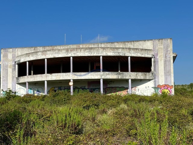 Comércio - Coimbrão, Leiria, Leiria - Imagem grande