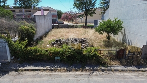 Terreno Urbano - Santo Ant�nio da Charneca, Barreiro, Set�bal