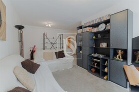 Apartamento T3 - Santo Ant�nio da Charneca, Barreiro, Set�bal - Miniatura: 1/15