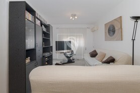 Apartamento T3 - Santo Ant�nio da Charneca, Barreiro, Set�bal - Miniatura: 2/15