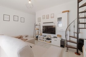 Apartamento T2 - Baixa da Banheira, Moita, Set�bal - Miniatura: 10/13