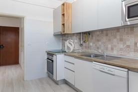 Apartamento T2 - Alto do Seixalinho, Barreiro, Set�bal