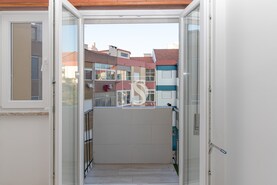 Apartamento T2 - Alto do Seixalinho, Barreiro, Set�bal - Miniatura: 6/17