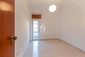 Apartamento T2 - Alto do Seixalinho, Barreiro, Set�bal - Miniatura: 13/17