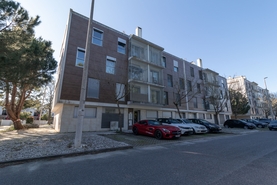Apartamento T2 - Santo Ant�nio da Charneca, Barreiro, Set�bal - Miniatura: 12/13