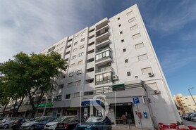 Apartamento T3 - Barreiro, Barreiro, Set�bal - Miniatura: 20/21