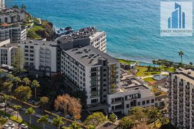 Garagem T0 - S�o Martinho, Funchal, Ilha da Madeira - Miniatura: 1/2