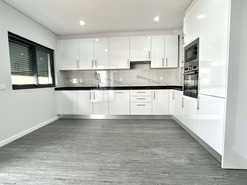 Apartamento T3 - No Definido, No Definido, No Definido - Miniatura: 2/7