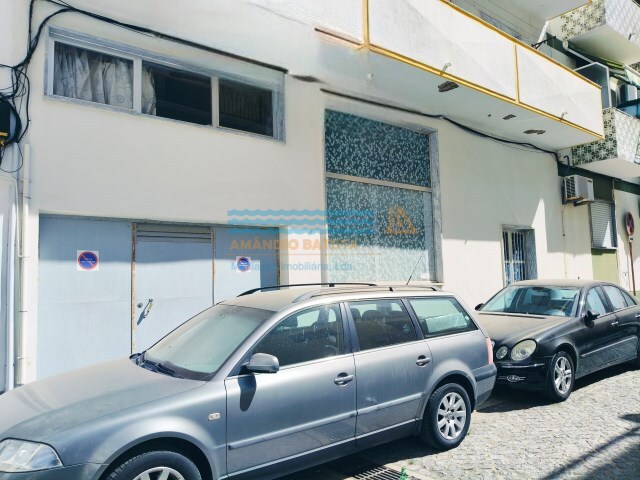 Armazm - Monte Gordo, Vila Real de Santo Antnio, Faro (Algarve) - Imagem grande