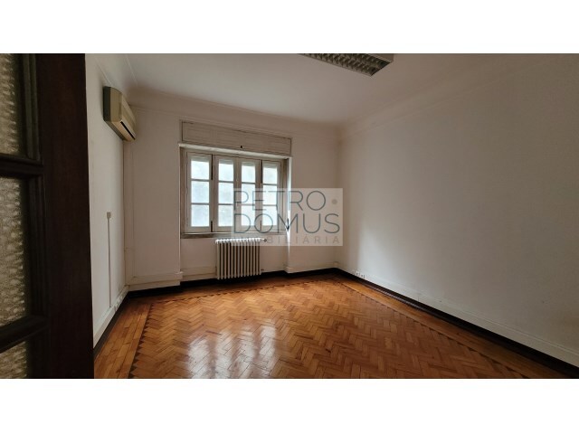 Apartamento T4 - Estrela, Lisboa, Lisboa - Imagem grande