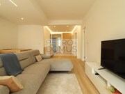 Apartamento T4 - Laranjeiro, Almada, Setbal - Miniatura: 1/9