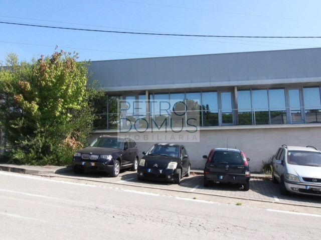 Armaz�m - Santa Catarina da Serra, Leiria, Leiria - Imagem grande