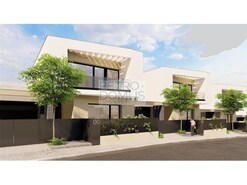 Moradia T4 - Marinha Grande, Marinha Grande, Leiria