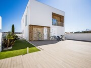 Moradia T5 - Leiria, Leiria, Leiria - Miniatura: 1/9