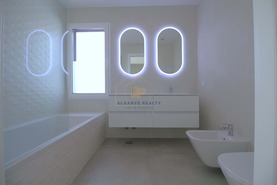 Moradia T3 - N�o Definido, N�o Definido, N�o Definido - Miniatura: 28/37