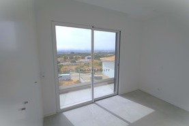 Moradia T3 - N�o Definido, N�o Definido, N�o Definido - Miniatura: 31/37