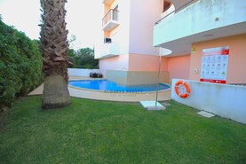 Apartamento T2 - Praia da Rocha, Portim�o, Faro (Algarve) - Miniatura: 25/37