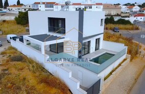 Moradia T4 - Mexilhoeira Grande, Portim�o, Faro (Algarve) - Miniatura: 1/49