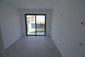 Moradia T4 - Mexilhoeira Grande, Portim�o, Faro (Algarve) - Miniatura: 9/49