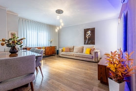 Apartamento - Corroios, Seixal, Set�bal