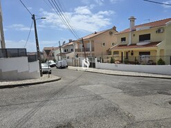 Moradia T5 - Laranjeiro, Almada, Set�bal - Miniatura: 5/21