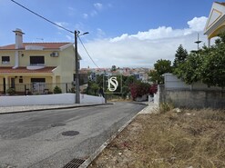 Moradia T5 - Laranjeiro, Almada, Set�bal - Miniatura: 6/21