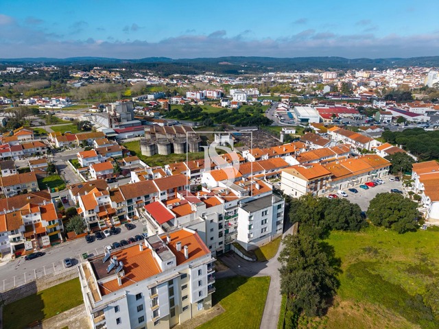 Apartamento T3 - Rio Maior, Rio Maior, Santar�m - Imagem grande