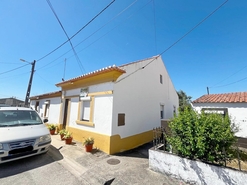 Moradia T2 - Rio de Moinhos, Abrantes, Santar�m - Miniatura: 2/7