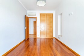 Apartamento T4 - Corroios, Seixal, Set�bal - Miniatura: 13/35