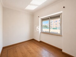 Apartamento T2 - Rio de Mouro, Sintra, Lisboa - Miniatura: 11/19