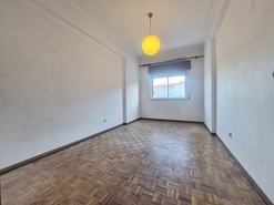 Apartamento T3 - Amora, Seixal, Set�bal - Miniatura: 8/13