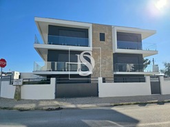 Moradia T4 - Charneca da Caparica, Almada, Setbal - Miniatura: 45/46