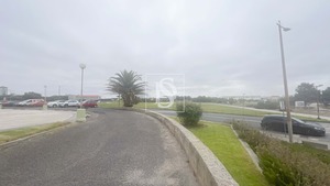Loja T3 - Peniche, Peniche, Leiria - Miniatura: 13/13