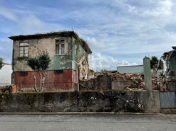 Ruina T0 - Loureiro, Oliveira de Azemis, Aveiro - Miniatura: 3/5