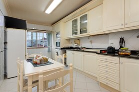 Apartamento T2 - Rio de Mouro, Sintra, Lisboa - Miniatura: 4/18