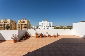 Apartamento T2 - Quarteira, Loul�, Faro (Algarve) - Miniatura: 1/26