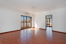 Apartamento T2 - Quarteira, Loul�, Faro (Algarve) - Miniatura: 2/26