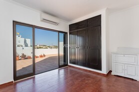Apartamento T2 - Quarteira, Loul�, Faro (Algarve) - Miniatura: 11/26