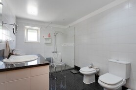 Moradia T5 - So Brs de Alportel, So Brs de Alportel, Faro (Algarve) - Miniatura: 15/50