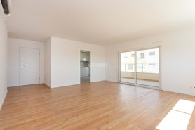 Apartamento T3 - Afonsoeiro, Montijo, Set�bal - Miniatura: 1/48