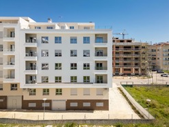 Apartamento T3 - Afonsoeiro, Montijo, Set�bal - Miniatura: 36/48