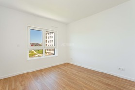 Apartamento T3 - Afonsoeiro, Montijo, Set�bal - Miniatura: 38/48