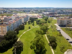 Apartamento T3 - Afonsoeiro, Montijo, Set�bal - Miniatura: 47/48