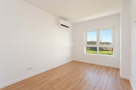 Apartamento T3 - Afonsoeiro, Montijo, Set�bal - Miniatura: 32/48