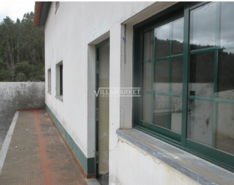 Armaz�m T0 - Pussos, Alvai�zere, Leiria - Miniatura: 8/11