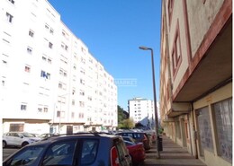 Apartamento T2 - Rio de Mouro, Sintra, Lisboa - Miniatura: 16/19