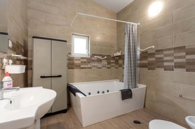 Moradia T1 - N�o Definido, N�o Definido, N�o Definido - Miniatura: 19/32