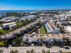 Moradia T3 - Albufeira, Albufeira, Faro (Algarve) - Miniatura: 1/45